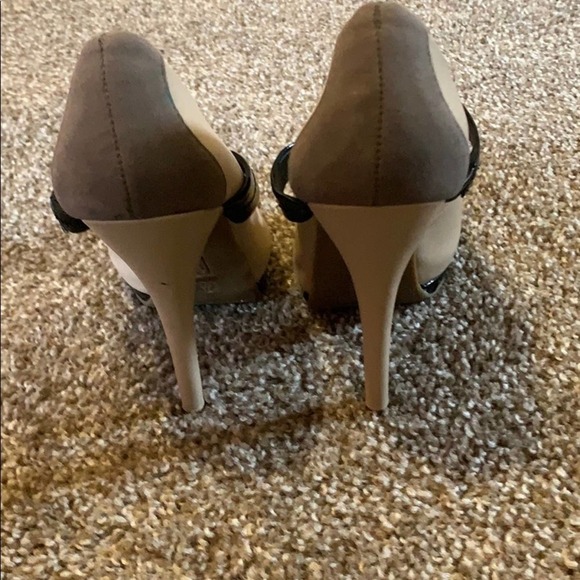 5/ $25 ANNE Michelle Peep Toe Mary Jane Pump 7.5 - Picture 9 of 11